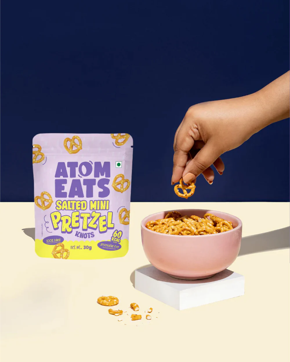 Mini Pretzel Knots 30g Packs - Image 3